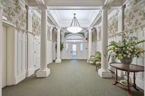 55 Ashley Avenue Charleston SC 29401