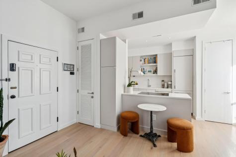 55 Ashley Avenue Charleston SC 29401