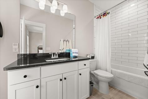 242 Oak Park Street Summerville SC 29483
