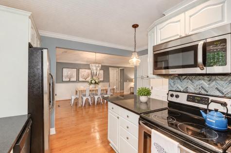29 Twin Oaks Lane Isle Of Palms SC 29451