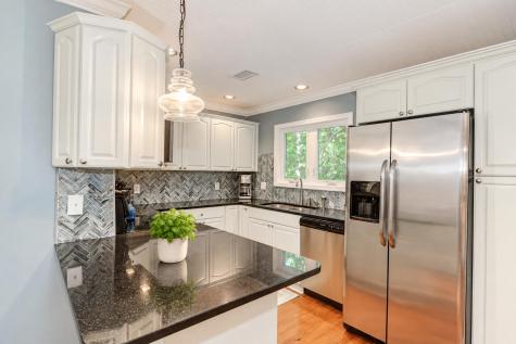 29 Twin Oaks Lane Isle Of Palms SC 29451