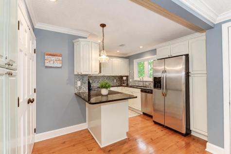 29 Twin Oaks Lane Isle Of Palms SC 29451