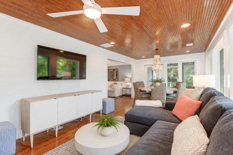 29 Twin Oaks Lane Isle Of Palms SC 29451