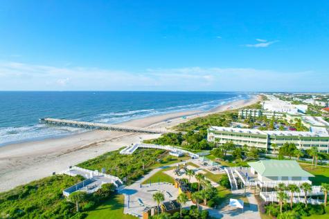 29 Twin Oaks Lane Isle Of Palms SC 29451