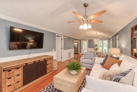 29 Twin Oaks Lane Isle Of Palms SC 29451