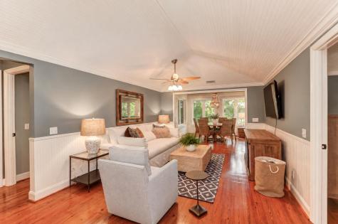 29 Twin Oaks Lane Isle Of Palms SC 29451