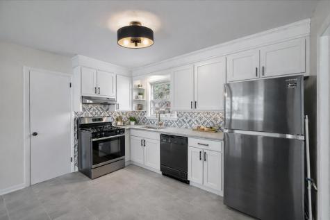 2213 Pinehurst Avenue Charleston SC 29414