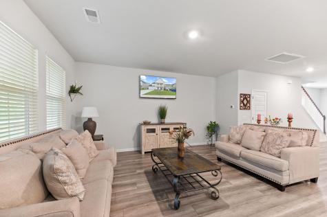 128 Red Bluff Street Summerville SC 29483