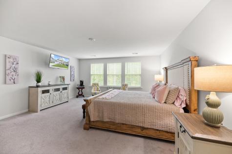 128 Red Bluff Street Summerville SC 29483