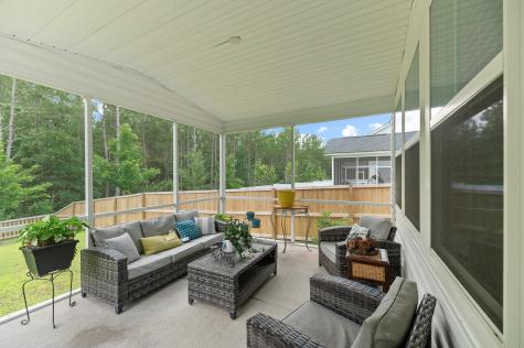 128 Red Bluff Street Summerville SC 29483