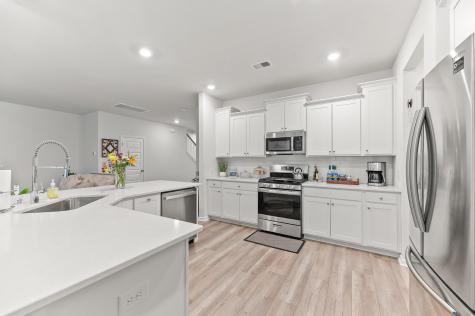 128 Red Bluff Street Summerville SC 29483