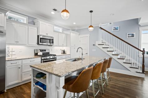 402 Sumter Charleston SC 29403