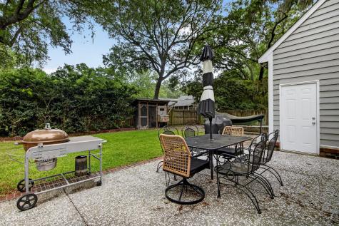 27 Westside Drive Charleston SC 29412