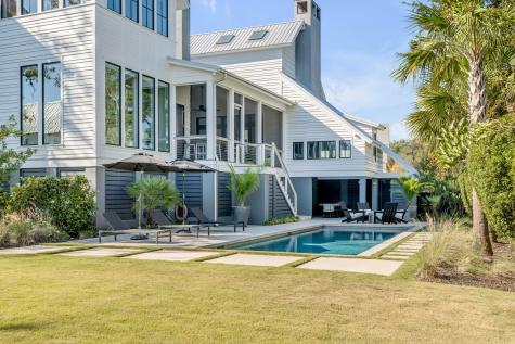 572 Wading Place Daniel Island SC 29492