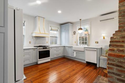 78 Vanderhorst Street Charleston SC 29403