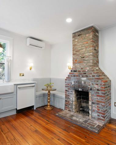 78 Vanderhorst Street Charleston SC 29403