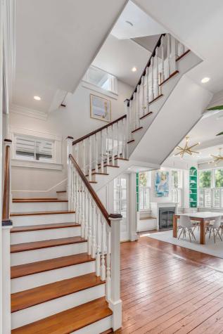 31 New Street Charleston SC 29401