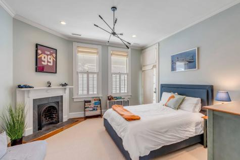 31 New Street Charleston SC 29401