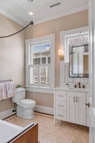 31 New Street Charleston SC 29401