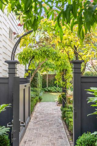 31 New Street Charleston SC 29401
