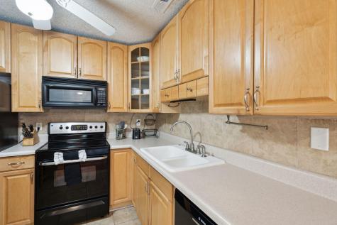 2700 Cameron Boulevard Isle Of Palms SC 29451