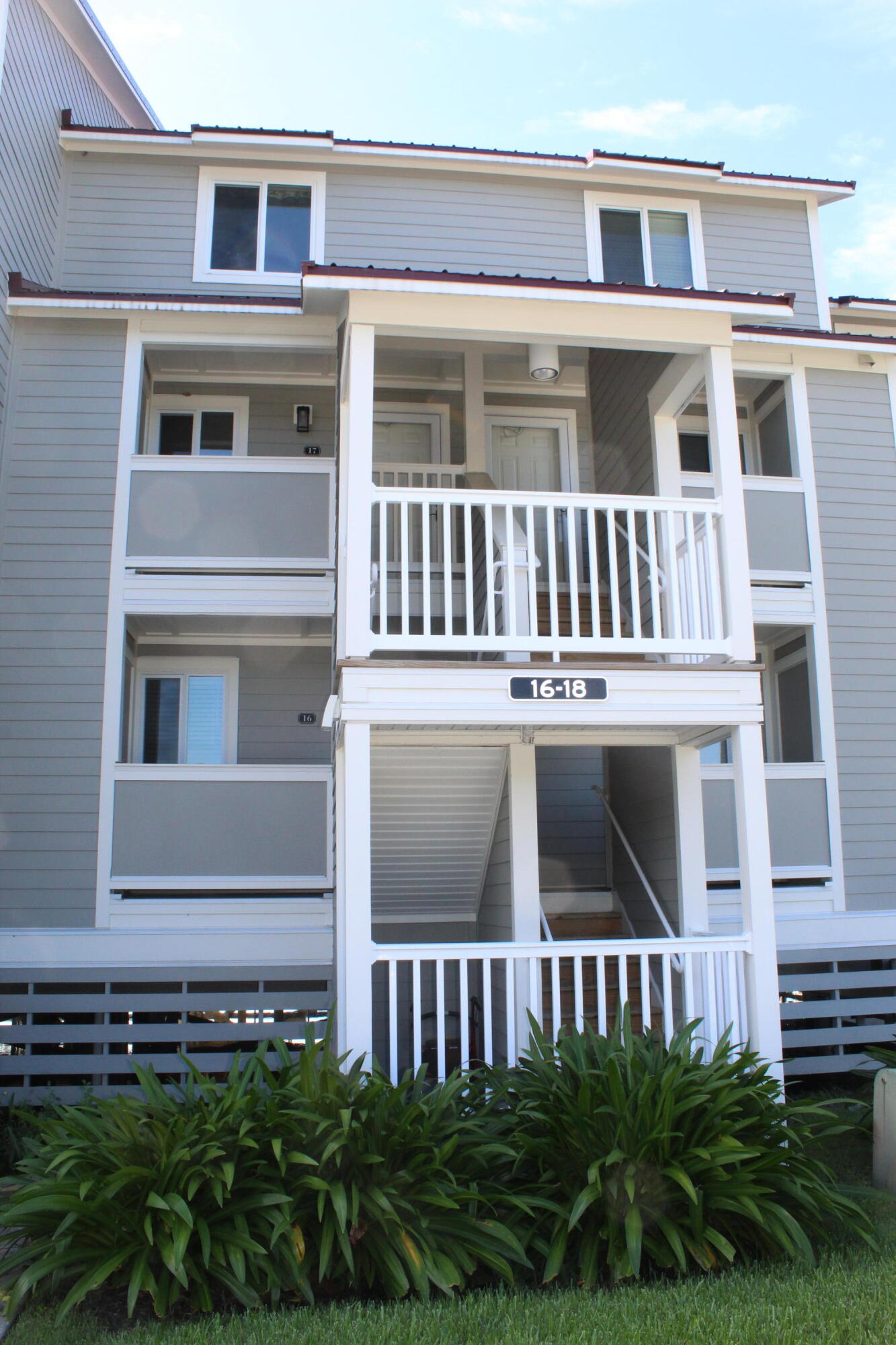 17 W Mariners Cay Drive Folly Beach SC 29439