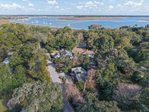 2302 Stuart Street Beaufort SC 29902