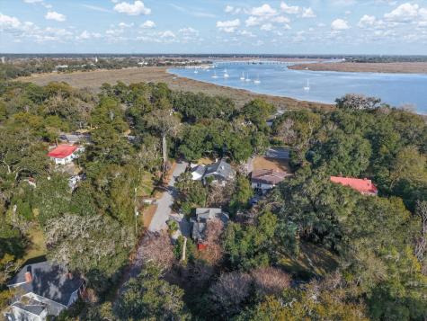 2302 Stuart Street Beaufort SC 29902