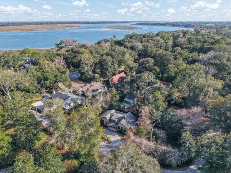2302 Stuart Street Beaufort SC 29902