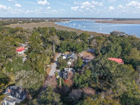 2302 Stuart Street Beaufort SC 29902