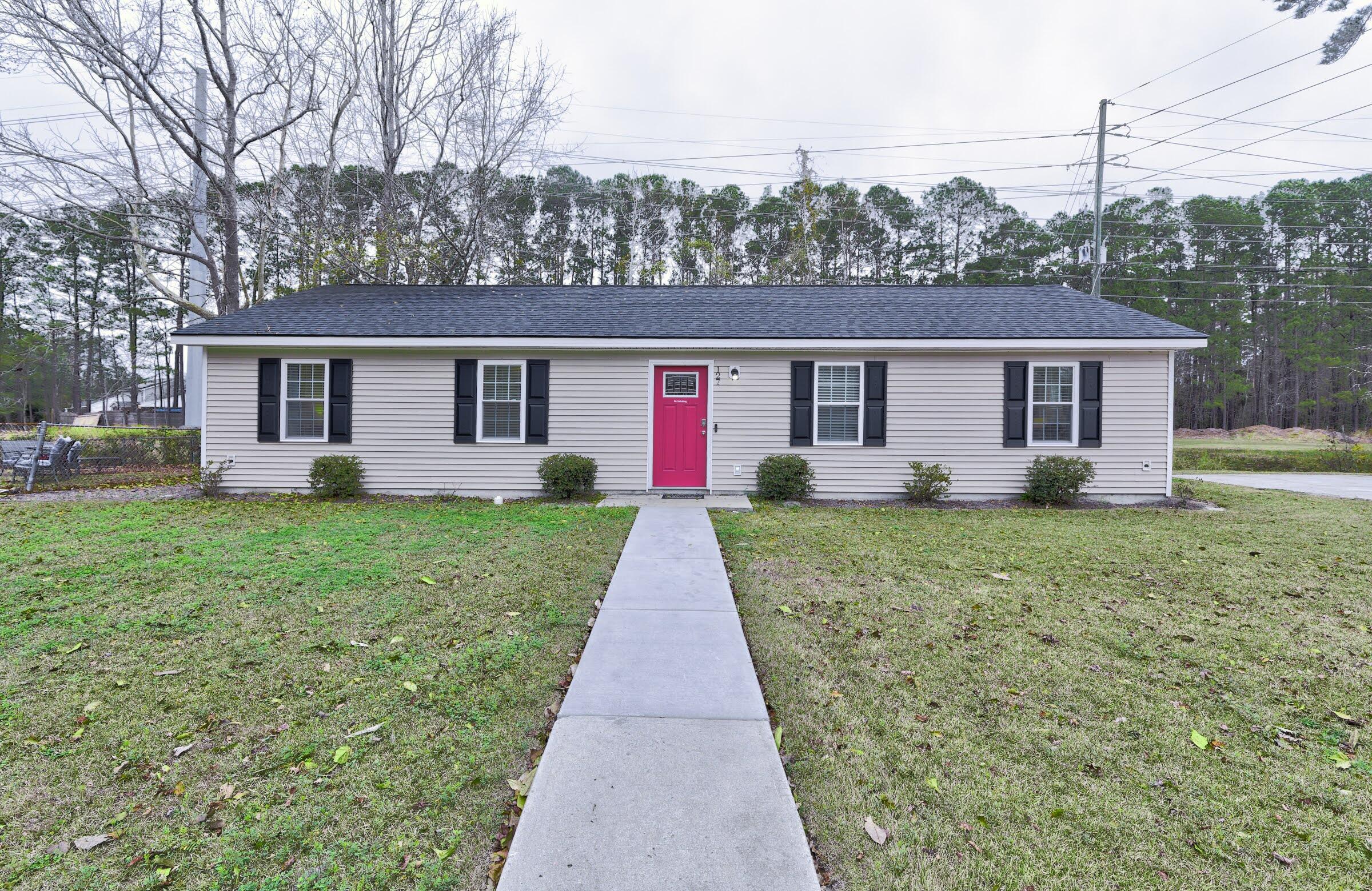 127 Fripp Lane Summerville SC 29483