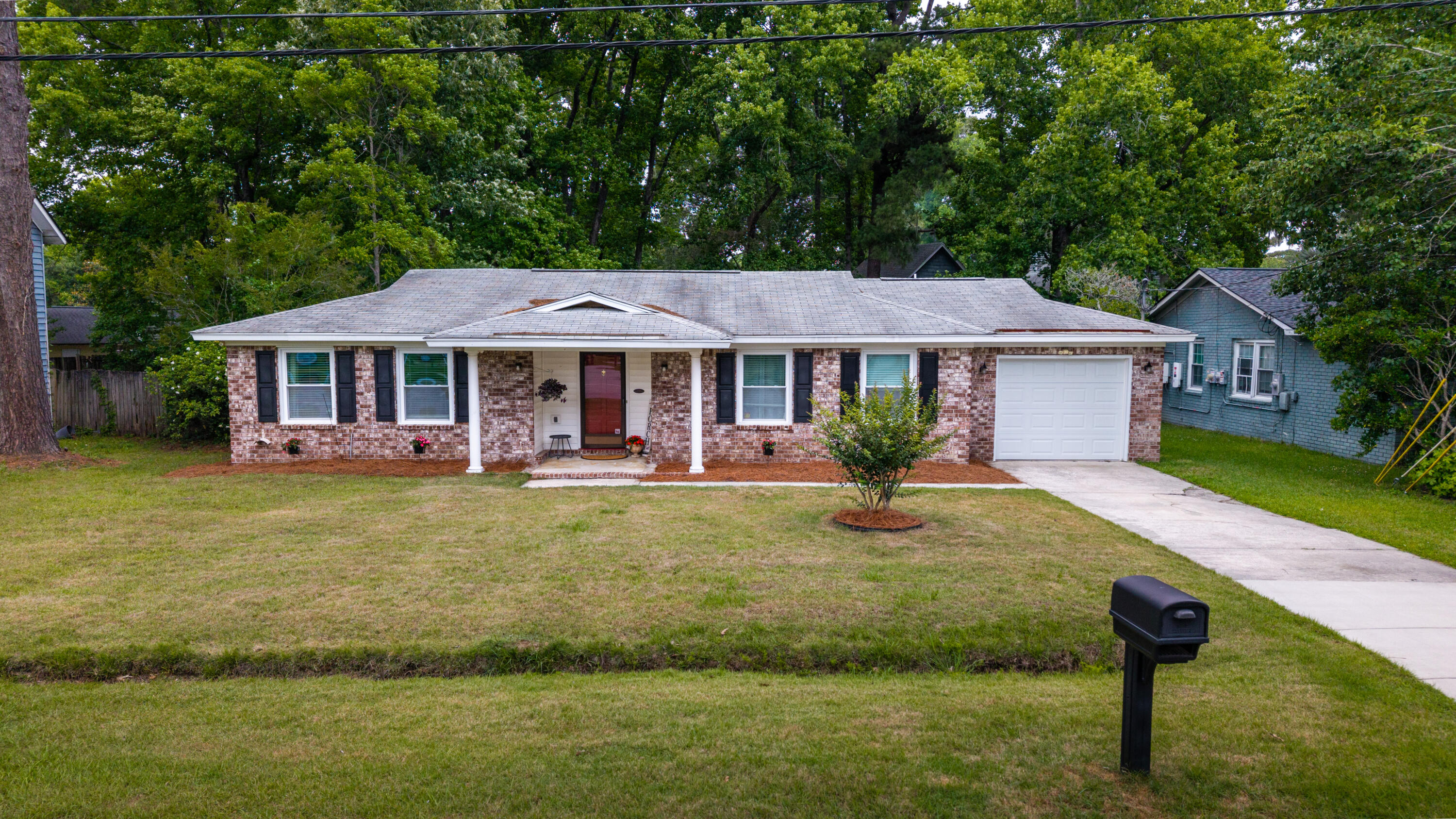 1948 Planters Drive Charleston SC 29414