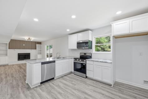 222 Basswood Avenue Summerville SC 29483