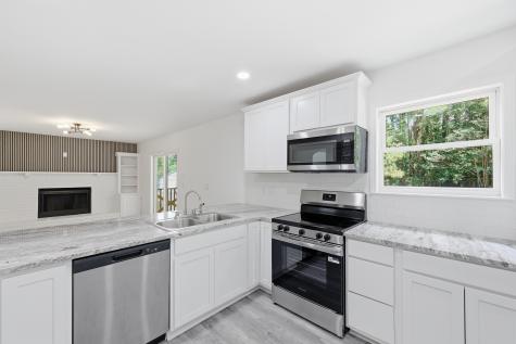 222 Basswood Avenue Summerville SC 29483