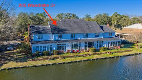 205 Woodlake Drive Summerville SC 29485