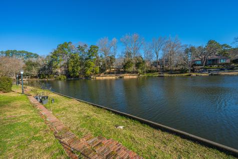 205 Woodlake Drive Summerville SC 29485
