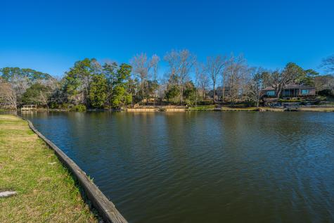 205 Woodlake Drive Summerville SC 29485
