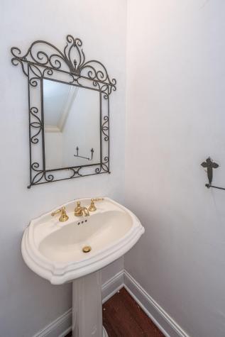205 Woodlake Drive Summerville SC 29485