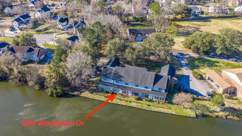 205 Woodlake Drive Summerville SC 29485
