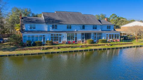 205 Woodlake Drive Summerville SC 29485