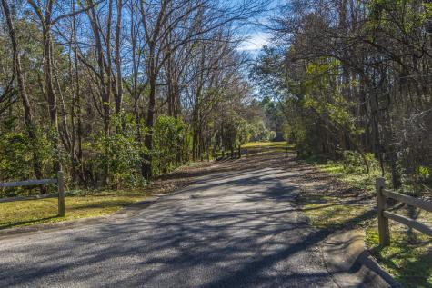 205 Woodlake Drive Summerville SC 29485