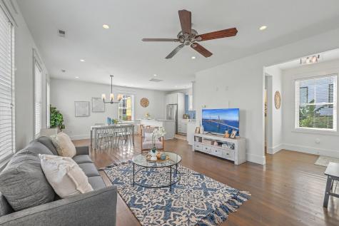 83 Cooper Street Charleston SC 29403