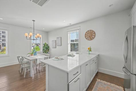 83 Cooper Street Charleston SC 29403