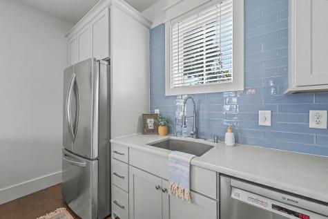 83 Cooper Street Charleston SC 29403