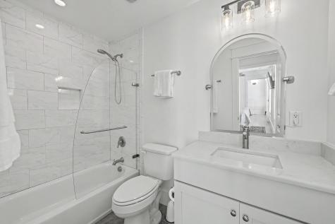 83 Cooper Street Charleston SC 29403