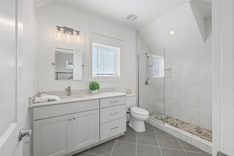 83 Cooper Street Charleston SC 29403