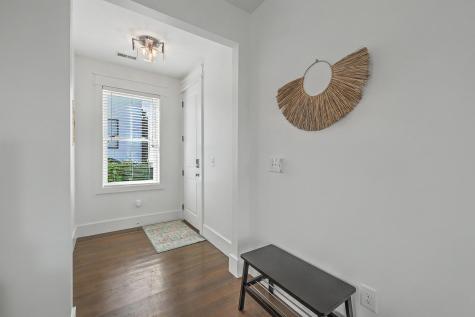 83 Cooper Street Charleston SC 29403