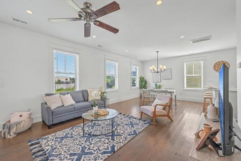83 Cooper Street Charleston SC 29403