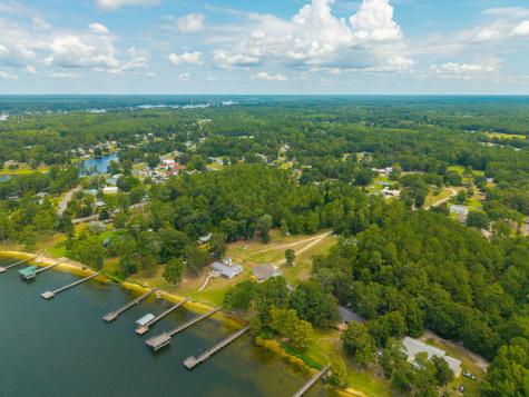 1083 Copperhead Road Manning SC 29102