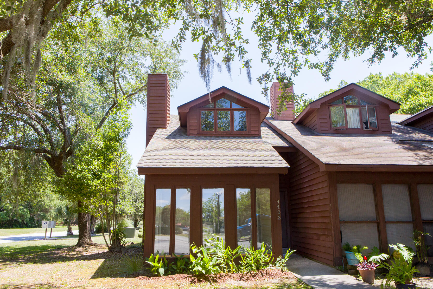 4433 Great Oak Drive North Charleston SC 29418